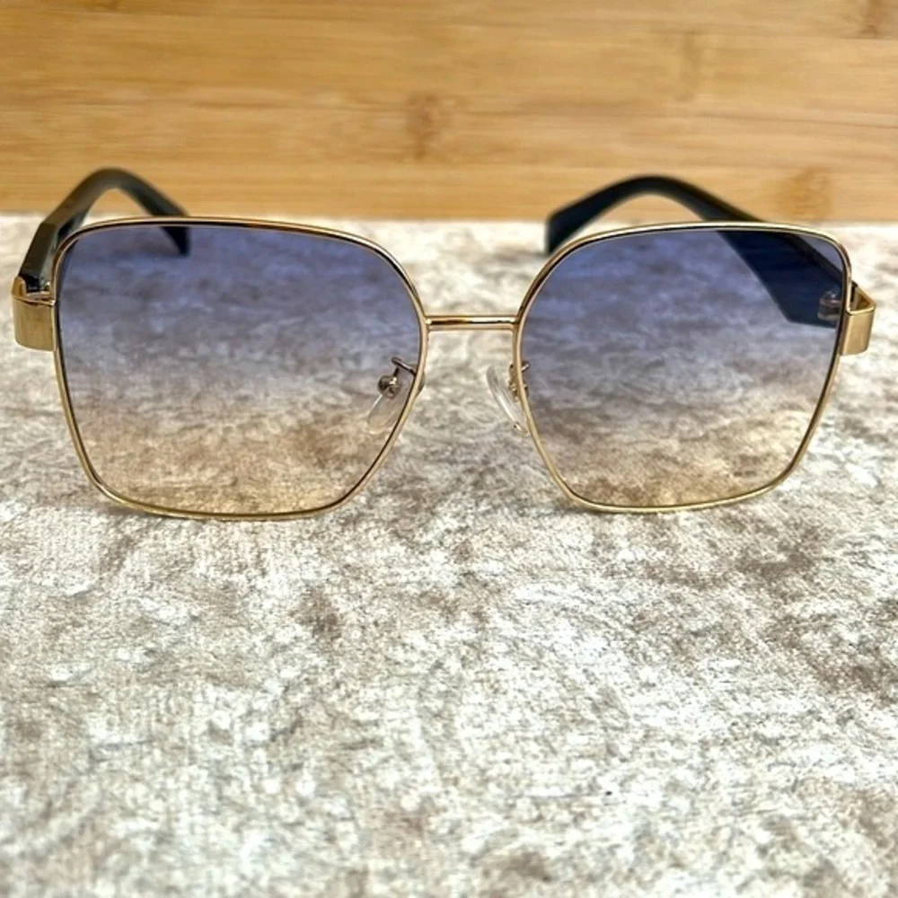 NWOT John Varvatos Square Frame Gold Tone Rim Sunglasses Blue Gradient Lens